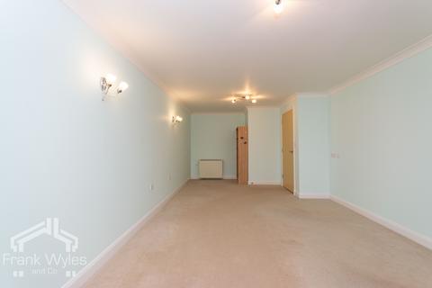 1 bedroom apartment for sale, Ashton View, Lytham St Annes, FY8 2AW