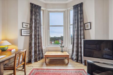 3 bedroom flat for sale, Laurel Street, Flat 2/2, Thornwood, Glasgow, G11 7QR