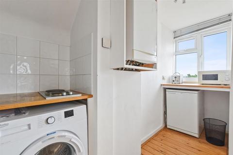 1 bedroom apartment for sale, Woodchurch Road, West Hampstead, West Hamspsted