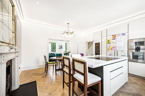 4 bedroom maisonette to rent, Warwick Square, Pimlico, London, SW1V