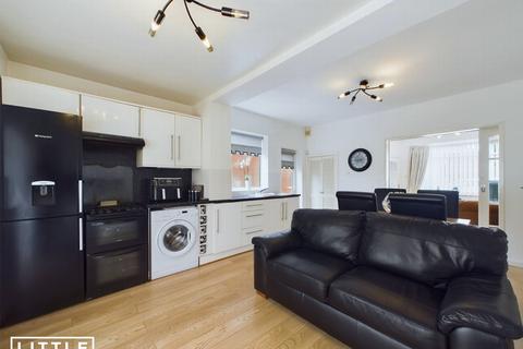 2 bedroom semi-detached house for sale, Rainhill Road, Rainhill, L35