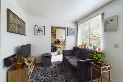 32 Alders Green, Gloucester, GL2 9HJ