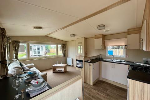 2 bedroom static caravan for sale, Birchington Vale Holiday Park