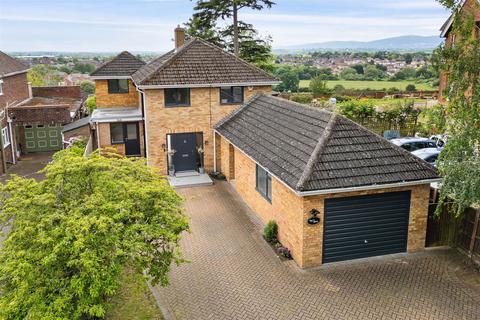 4 bedroom detached house for sale, Battenhall Avenue, Worcester