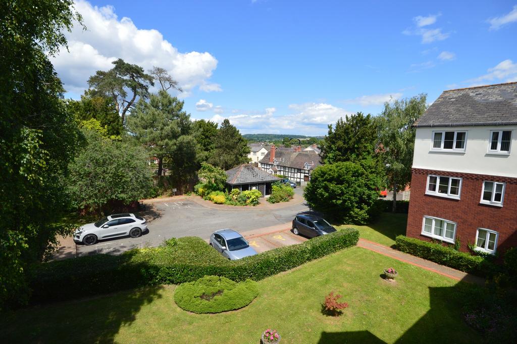Front view.jpg