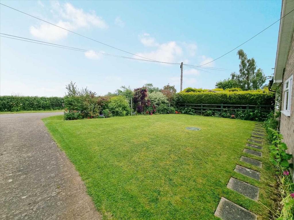 Front Garden: