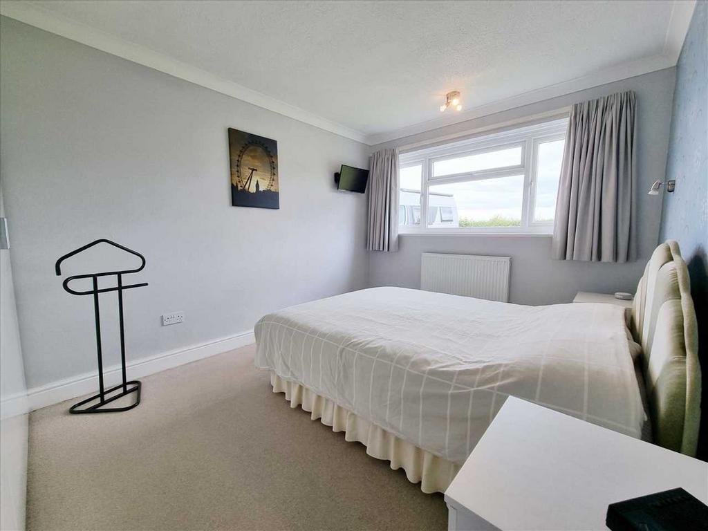 Bedroom 1: