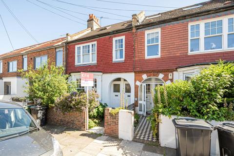 2 bedroom flat for sale, Radbourne Road, Balham