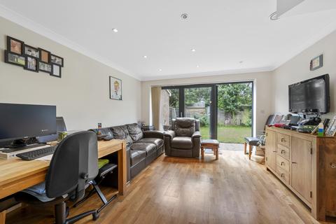 2 bedroom end of terrace house for sale, Wilton Gardens, West Molesey KT8