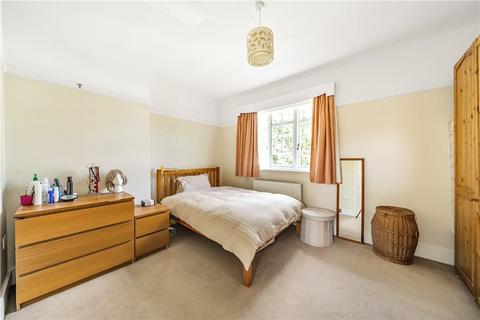 29 Denison Road, London, W5 1NU