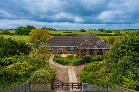 3 bedroom detached bungalow for sale, Patrington Road, Holmpton, HU19 2QR