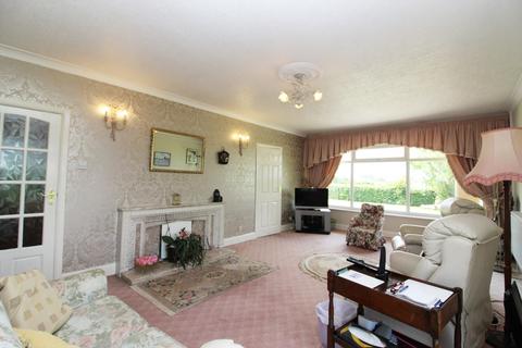 3 bedroom detached bungalow for sale, Patrington Road, Holmpton, HU19 2QR