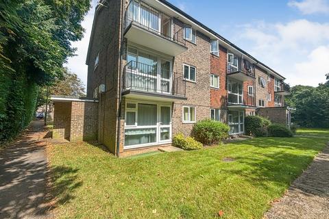 1 bedroom ground floor flat for sale, Armadale Court, Westcote Road, READING, RG30