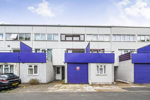 12 Brecon Close, Mitcham, CR4 1XA