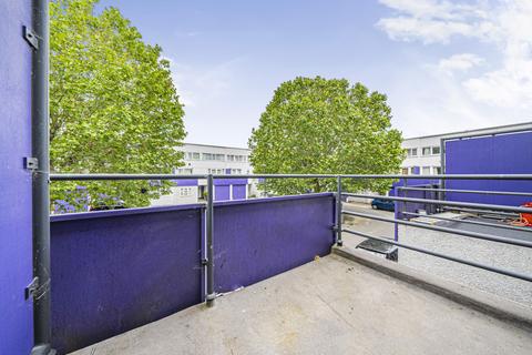 12 Brecon Close, Mitcham, CR4 1XA
