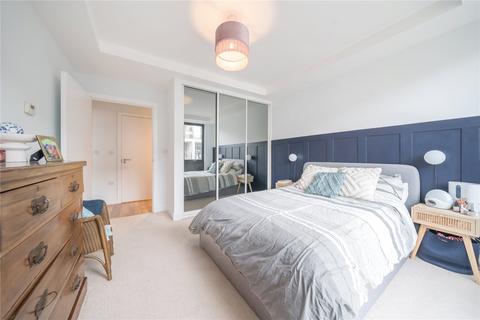 1 bedroom apartment for sale, Knaresborough Drive, SW18