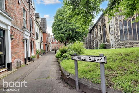 4 bedroom townhouse for sale, Oak Street, Norwich