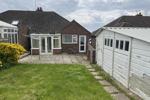 2 bedroom semi-detached bungalow for sale, Holmbush Way, Southwick BN42