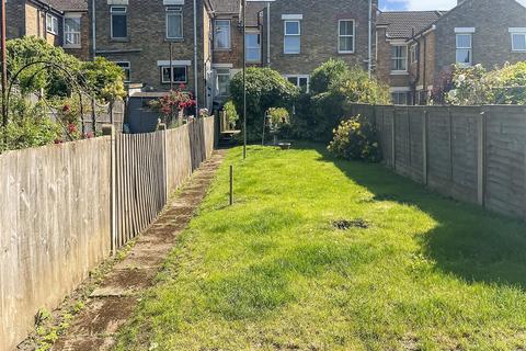 3 bedroom terraced house for sale, Barton Road, Maidstone, Kent