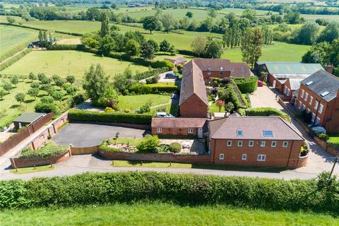 4 bedroom barn conversion for sale, Droitwich, Worcestershire