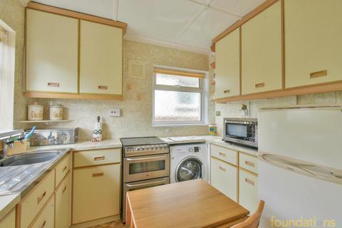 2 bedroom detached bungalow for sale, York Road, Bexhill-on-Sea, TN40