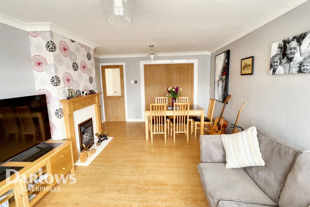 Bryn Siriol, Caerphilly 4 bed bungalow for sale £260,000