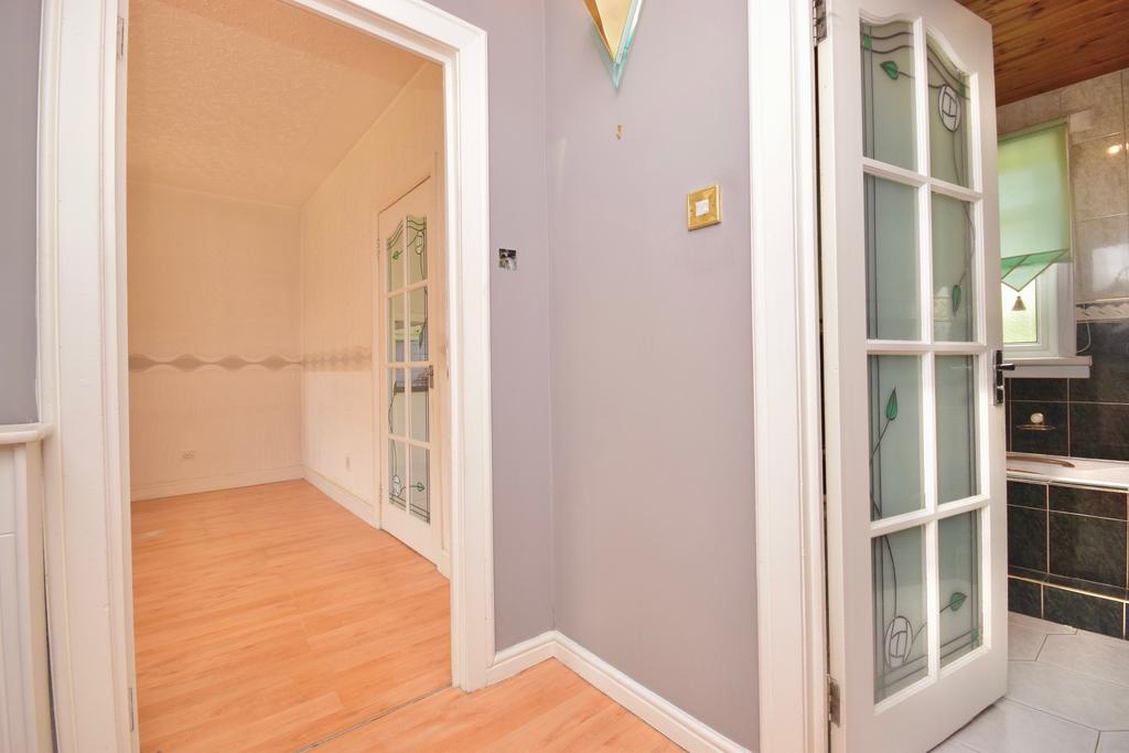 Ochil Street, Sandyhills, Glasgow 3 bed semidetached house for sale