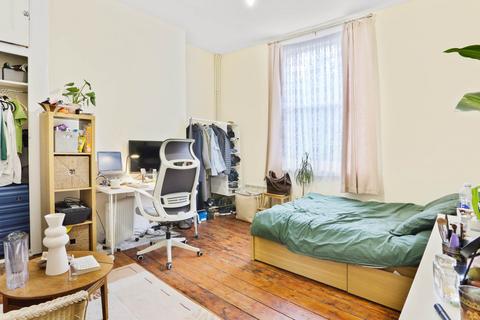 6 bedroom house for sale, Ainsworth Road, Hackney