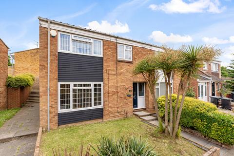 14 Dowding Walk, Northfleet, Gravesend, DA11 8PX