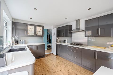 14 Dowding Walk, Northfleet, Gravesend, DA11 8PX
