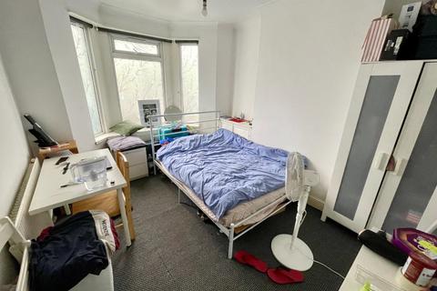 213 Hitchin Road, Luton, LU2 0EP