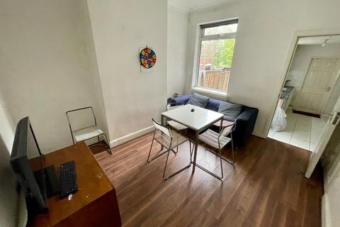 213 Hitchin Road, Luton, LU2 0EP