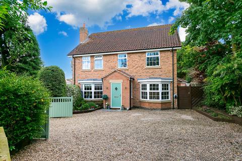 4 bedroom detached house for sale, Chapel Garth, Holme on Spalding Moor, York, YO43 4EG