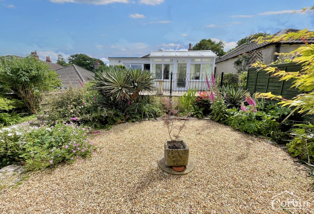 High Howe Lane, Bournemouth, Dorset 2 bed detached bungalow for sale £375,000