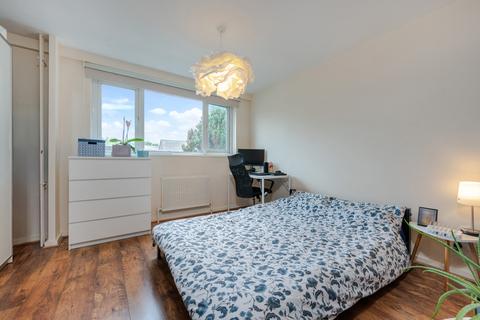 8 Hazel Way, London, SE1 5XL
