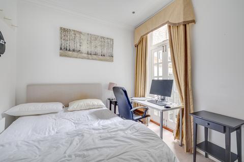 2 bedroom flat for sale, Munster Road, Fulham, London