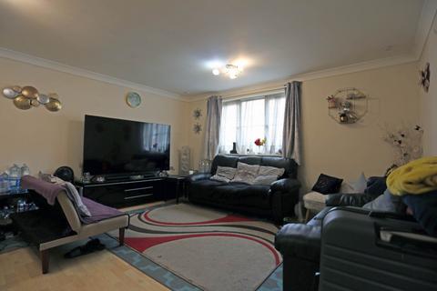2 bedroom flat for sale, Westfield Gardens, Romford