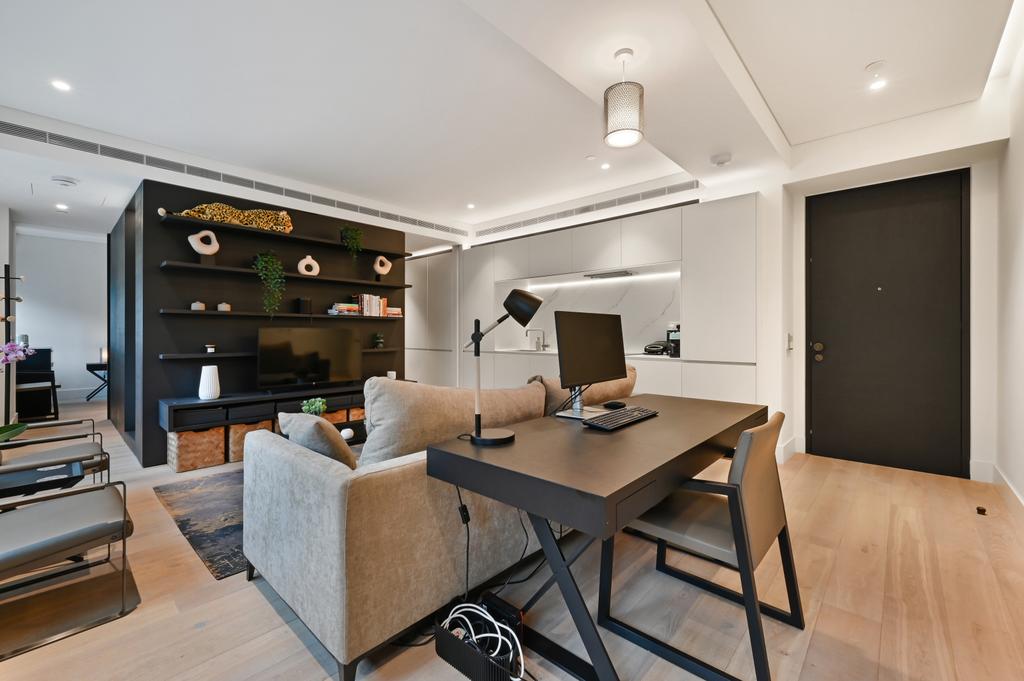 Apartment in London - View 3