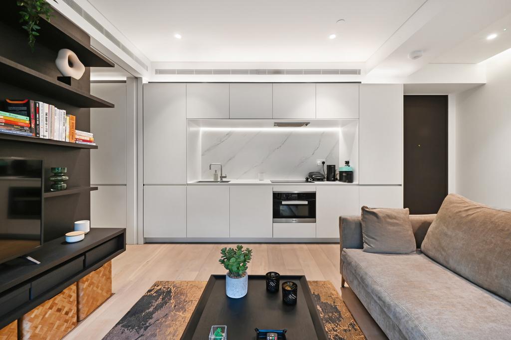Apartment in London - More