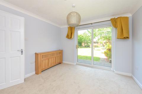 4 bedroom detached house for sale, Queens Gardens, Llandudno, Conwy, LL30