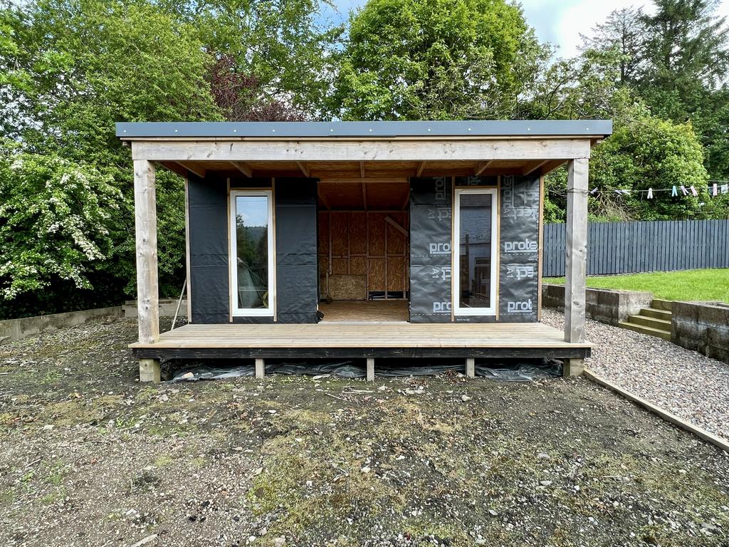 Roselea, 23 Main Street, Twynholm - Williamson and