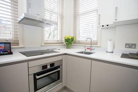 1 bedroom flat to rent, SLOANE GARDENS, London, SW1W