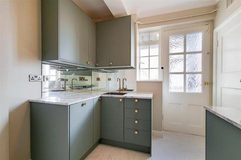 2 bedroom flat for sale, OVINGTON COURT, BROMPTON ROAD, London, SW3