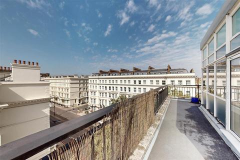 3 bedroom flat for sale, DERWENT HOUSE, STANHOPE GARDENS, London, SW7