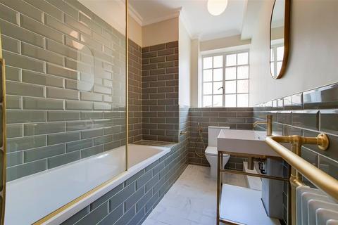 2 bedroom flat to rent, OVINGTON COURT, BROMPTON ROAD, London, SW3