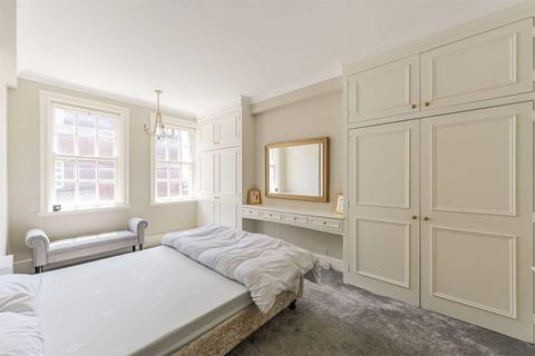 2 bedroom flat to rent, OVINGTON COURT, BROMPTON ROAD, London, SW3