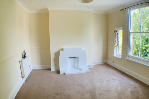 2 bedroom flat to rent, Woodbridge Road, Ipswich IP4