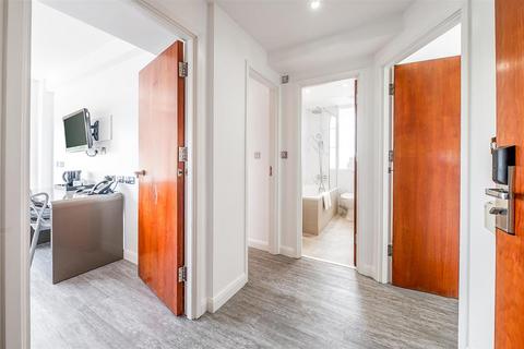 2 bedroom flat to rent, ROLAND HOUSE, ROLAND GARDENS, London, SW7