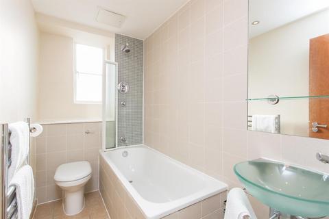 1 bedroom flat to rent, ROLAND HOUSE, ROLAND GARDENS, London, SW7