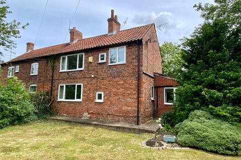 2 bedroom semi-detached house for sale, Back Lane, Westborough, Newark, NG23